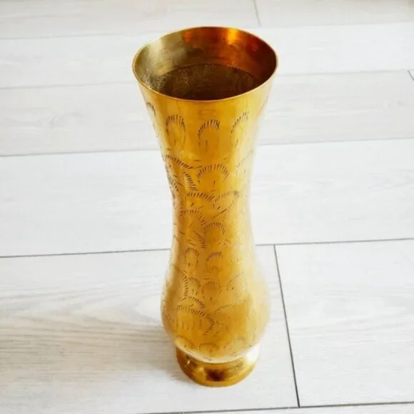 Art Deco 50s Vintage Vase Handmade Etched floral ornaments Solid Brass - Picture 3 of 8